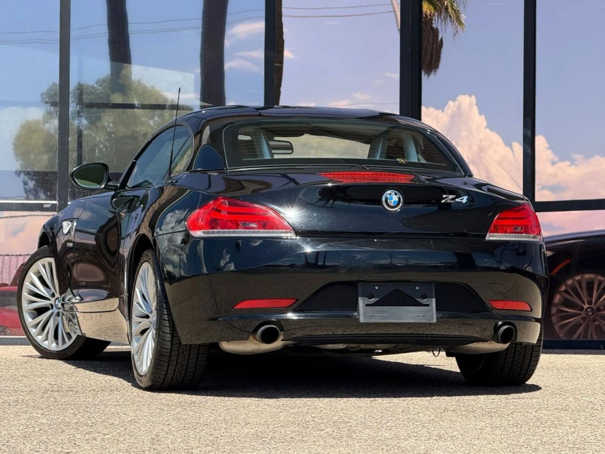 Used 2012 BMW Z4 sDrive35i RWD image 14