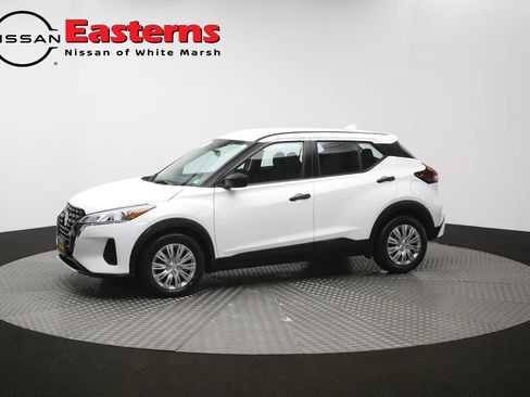 Used 2023 Nissan Kicks S FWD image 60