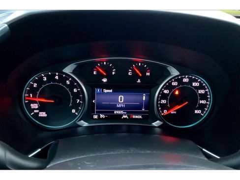 Used 2021 Chevrolet Equinox LT image 21