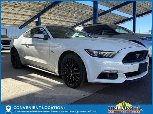 Used 2017 Ford Mustang GT image 5