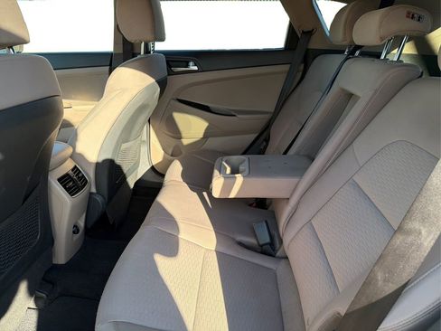 Used 2019 Hyundai Tucson SEL image 11