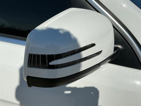 Used 2016 Mercedes-Benz GL 450 4MATIC image 13