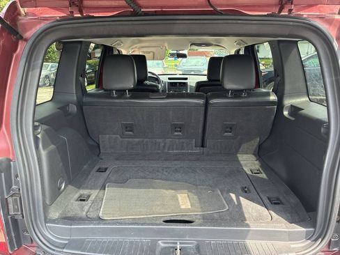 Used 2009 Jeep Liberty Sport w/ Popular Equipment Group AWD/4WD image 15