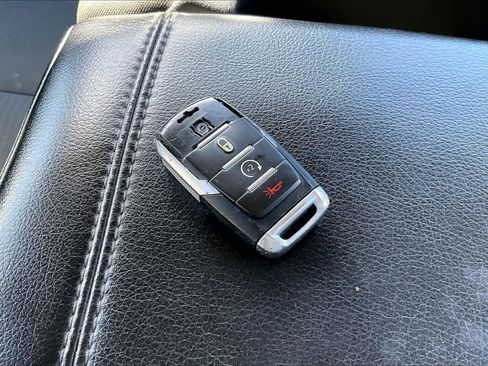 Used 2019 RAM 1500 Big Horn RWD image 19