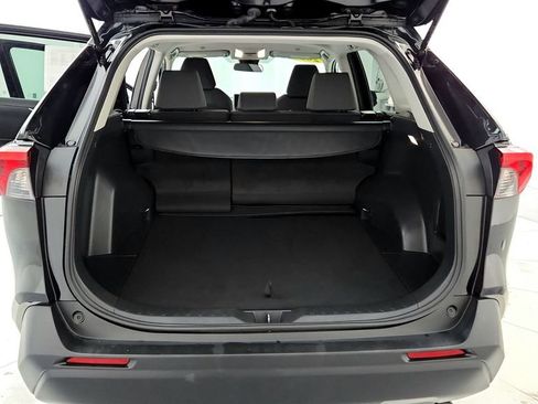Used 2023 Toyota RAV4 AWD Hybrid image 20