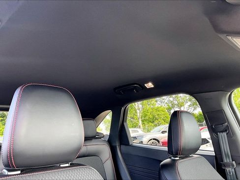 Used 2025 Ford Escape ST-Line w/ Tech Pack #1 FWD image 22