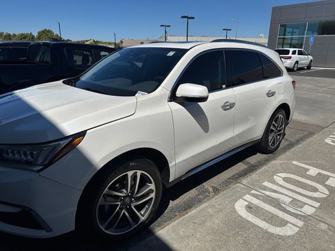 Used 2017 Acura MDX FWD w/ Advance & Entertainment image 4