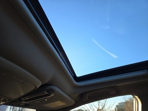 Used 2023 Subaru Forester Limited image 12