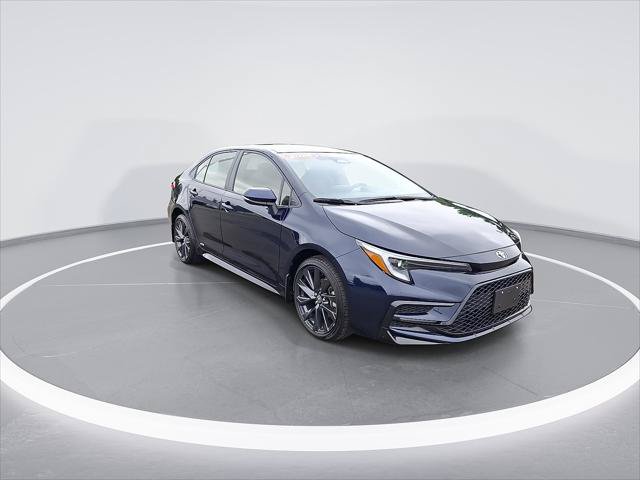Certified 2026 Toyota Corolla SE AWD/4WD image 2