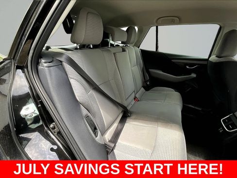 Used 2023 Subaru Outback Premium AWD/4WD image 33