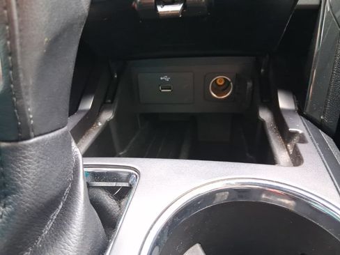 Used 2018 Ford Explorer XLT FWD image 33