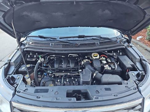 Used 2019 Ford Explorer 4WD w/ Class III Trailer Tow Package image 31