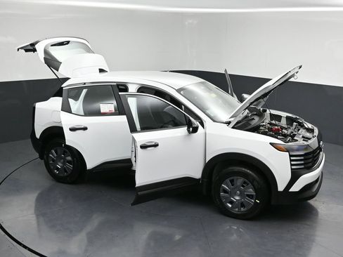 New 2026 Nissan Kicks S image 28