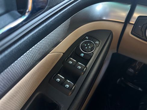 Used 2016 Ford Explorer FWD image 16