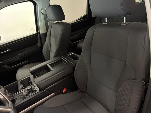 Used 2024 Toyota Tundra SR5 AWD/4WD image 18