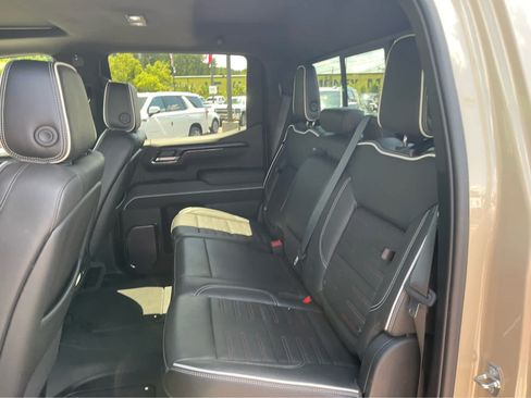 Used 2023 GMC Sierra 1500 AT4X AWD/4WD image 21