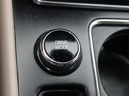 Used 2023 Lincoln Corsair Reserve w/ Jet Appearance Package image 27