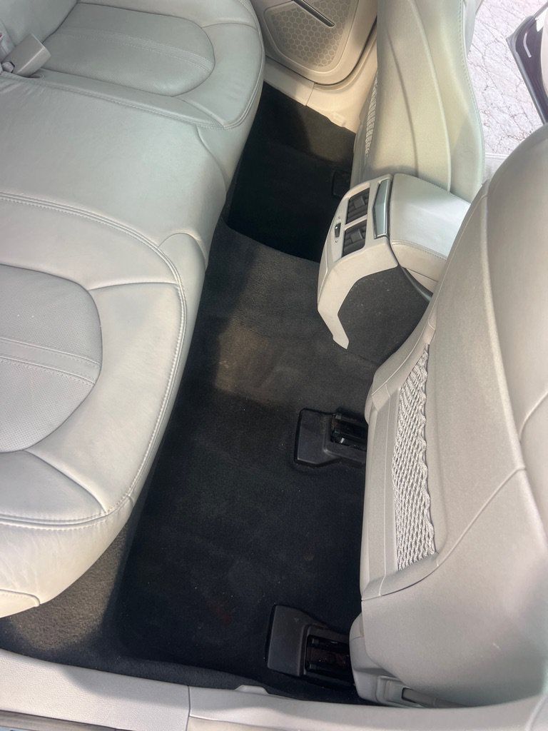Used 2009 Cadillac CTS 3.6 RWD image 16