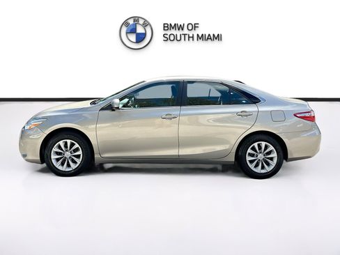 Used 2016 Toyota Camry LE image 4