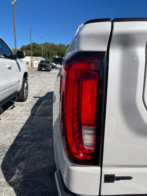 Used 2020 GMC Sierra 1500 Denali w/ Denali Ultimate Package AWD/4WD image 6