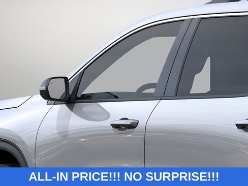 New 2027 Chevrolet Traverse LT w/ Driver Confidence Package FWD image 12