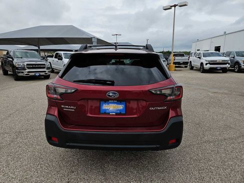 Used 2024 Subaru Outback Premium AWD/4WD image 7