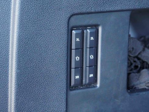 Used 2020 Ford Expedition Max Platinum image 41