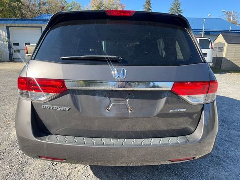Used 2016 Honda Odyssey SE image 6