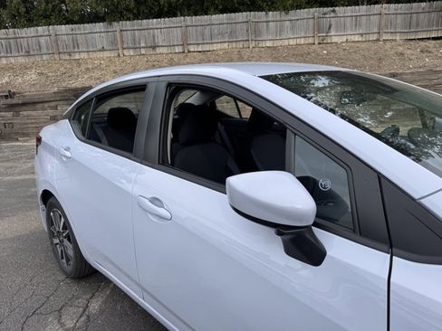 New 2025 Nissan Versa SV w/ Trunk Package image 9