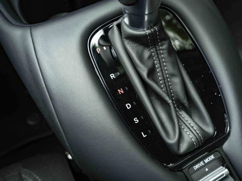 Used 2026 Honda HR-V LX image 30