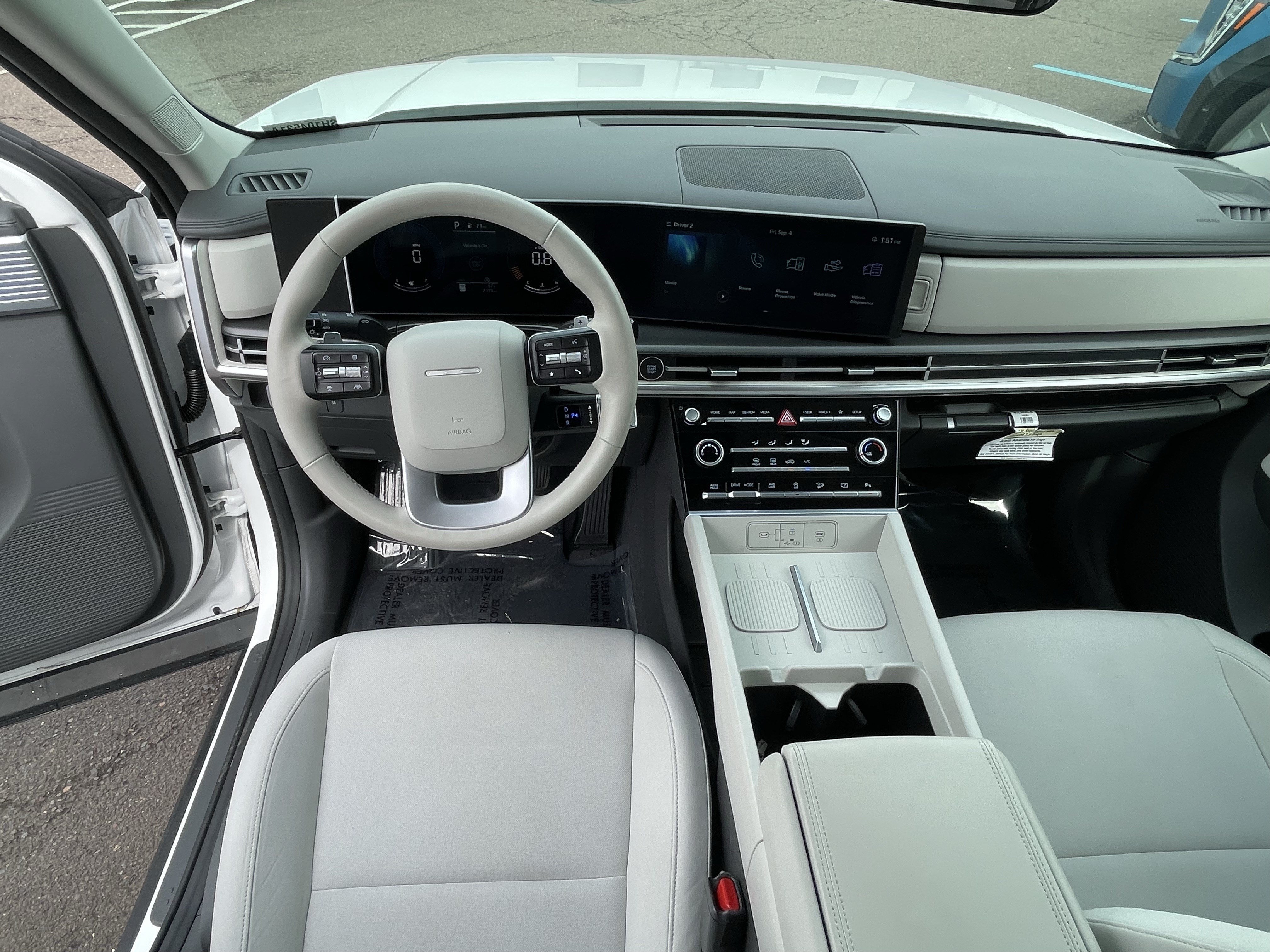 Certified 2025 Hyundai Santa Fe SE AWD/4WD image 12