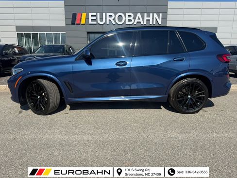 Used 2022 BMW X5 sDrive40i w/ M Sport Package RWD image 2