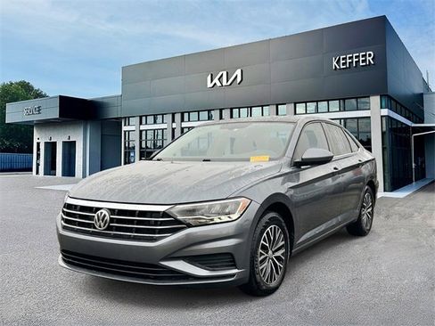 Used 2021 Volkswagen Jetta R-Line image 4