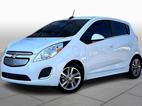 Used 2015 Chevrolet Spark LT image 34