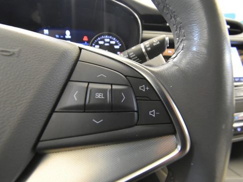 Used 2023 Cadillac XT5 Premium Luxury w/ Technology Package image 33