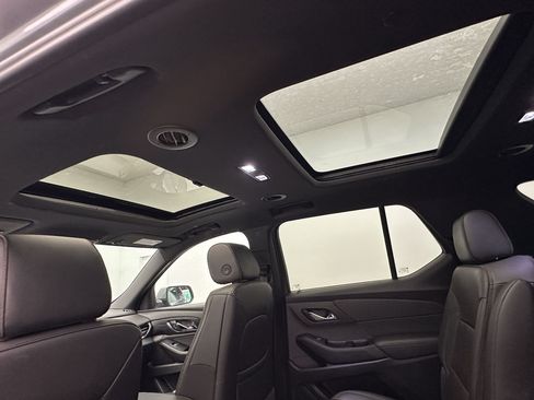 Certified 2023 Chevrolet Traverse High Country AWD/4WD image 24