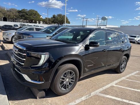 Used 2025 GMC Acadia Elevation image 1