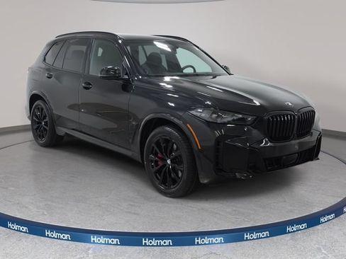 Certified 2024 BMW X5 xDrive40i w/ M Sport Package AWD/4WD image 3