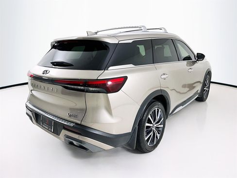 Used 2023 INFINITI QX60 Sensory w/ Cargo Package image 8