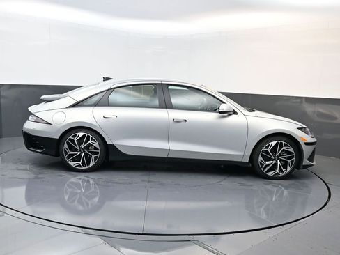 Certified 2024 Hyundai Ioniq 6 SEL image 2
