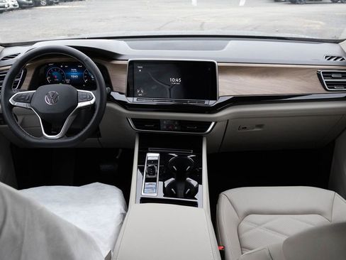 New 2026 Volkswagen Atlas SE image 19