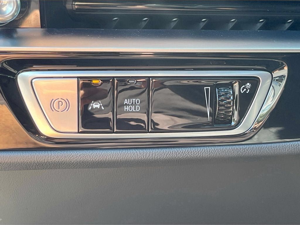 New 2026 Cadillac Lyriq V AWD/4WD image 10