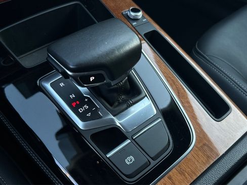 Used 2021 Audi Q5 2.0T Premium Plus image 32