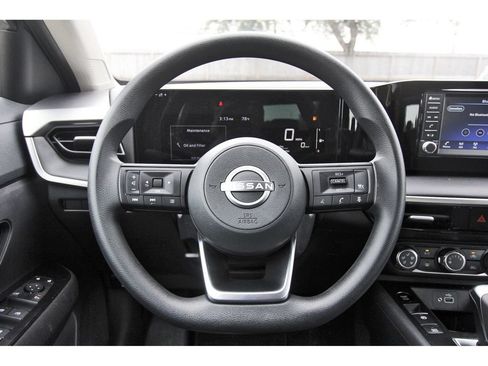Used 2025 Nissan Kicks S FWD image 16