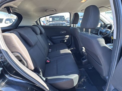 Used 2016 Honda HR-V LX image 23