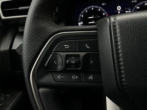 New 2025 Toyota 4Runner 4WD image 41