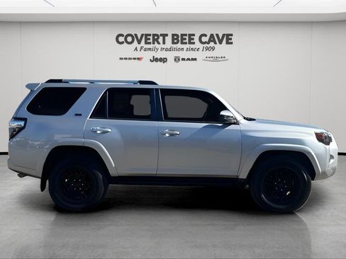Used 2023 Toyota 4Runner SR5 image 11