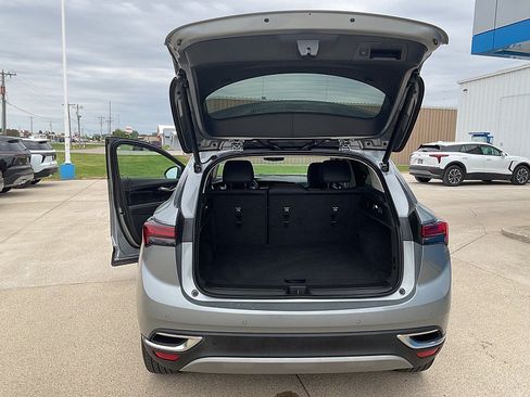 Used 2023 Buick Envision Essence AWD/4WD image 9