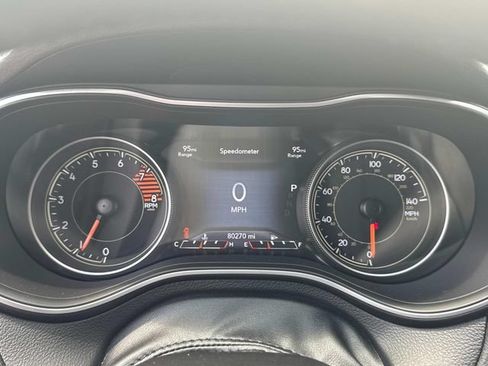Used 2021 Jeep Cherokee Trailhawk AWD/4WD image 36