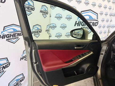 Used 2019 Lexus IS 350 F Sport image 12